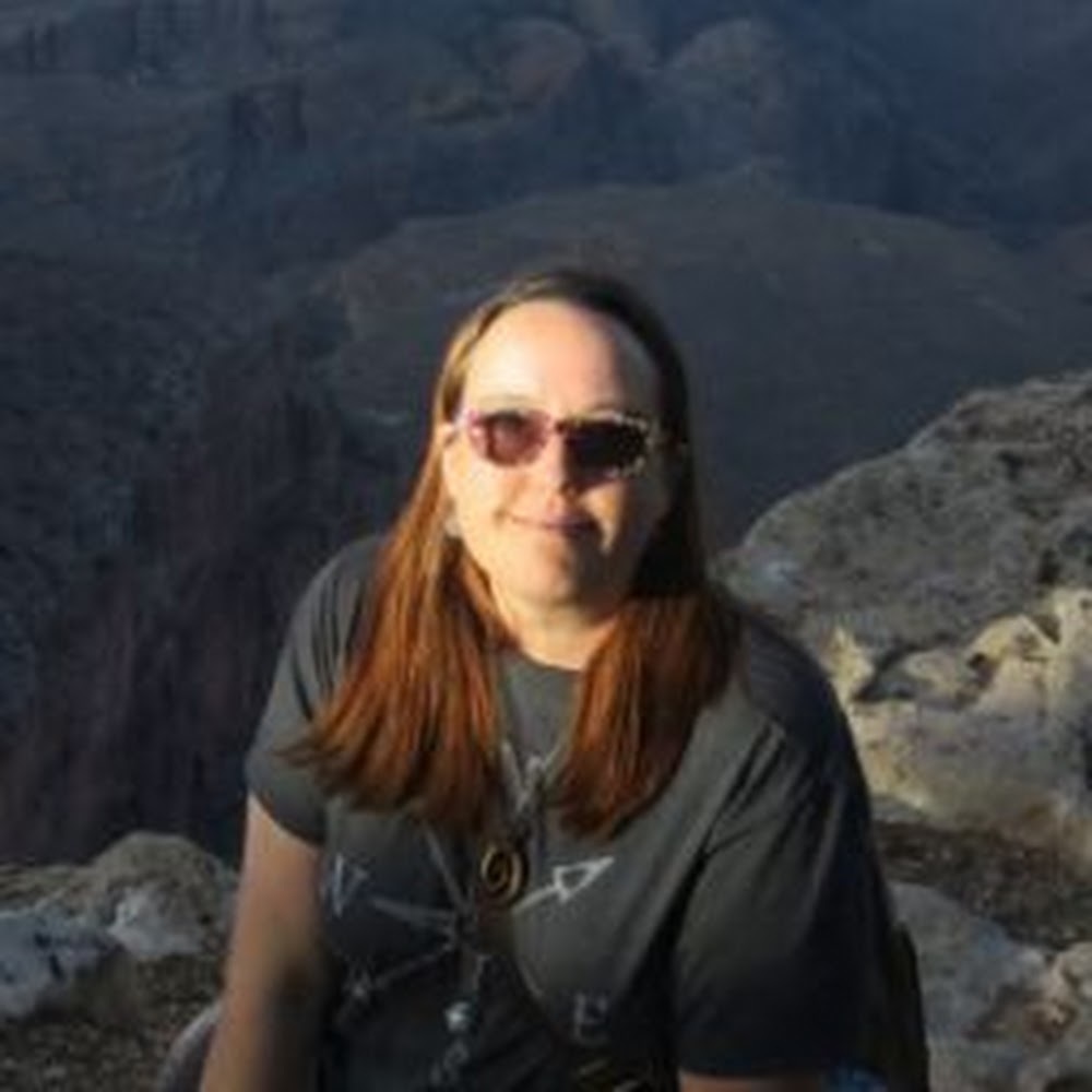 Meet your Posher, Mya